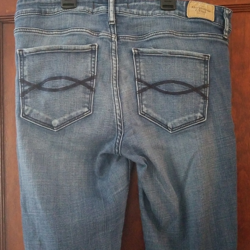 A&F skinny jeans - Picture 4 of 4